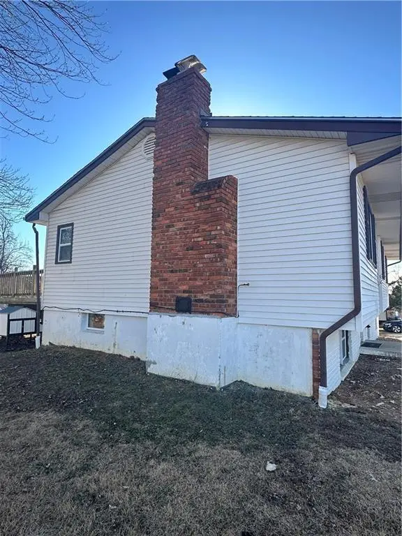 137 NE 1261 N/A, Knob Noster, MO 65336