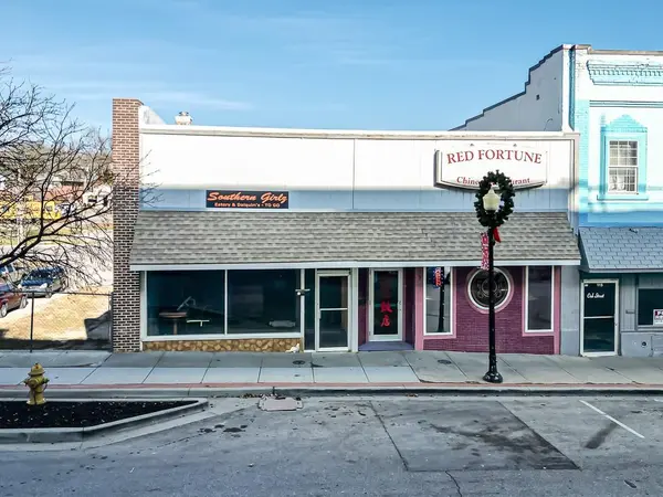 117 Oak ST,  Bonner Springs,  KS 66012