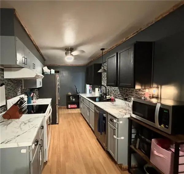 3226 Jennifer LN, Country Club, MO 64505