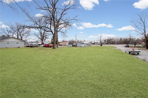 104 N Washington ST, Brunswick, MO 65236