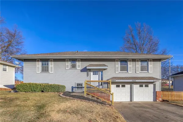 7323 N Euclid AVE, Kansas City, MO 64118