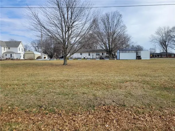 Colby ST, Hamilton, MO 64644