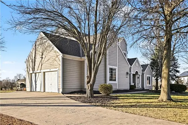 11425 W 177TH TER, Overland Park, KS 66221