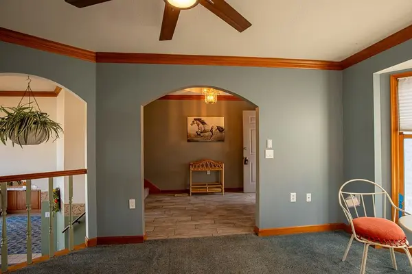 2407 S Harding ST, Oak Grove, MO 64075