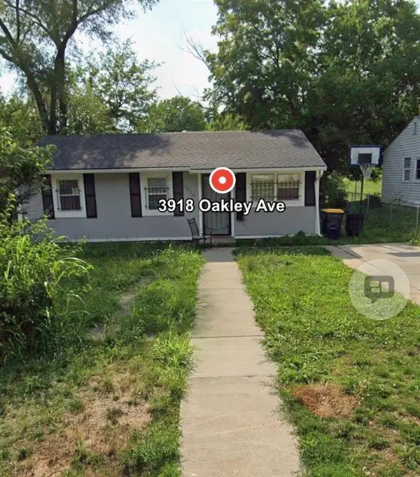 3918 Oakley AVE, Kansas City, MO 64130