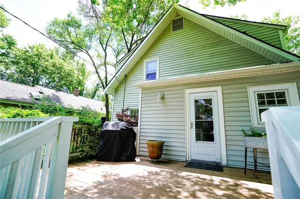 1800 Illinois ST, Lawrence, KS 66044