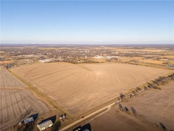 000 W 17th ST, Pleasanton, KS 66075