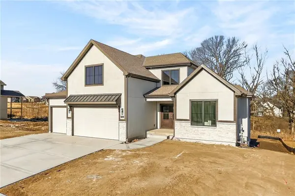 7644 N Booth AVE, Kansas City, MO 64158