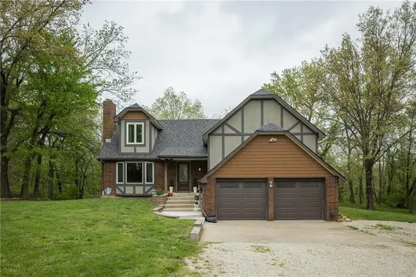 1275 SW 125 RD, Holden, MO 64040