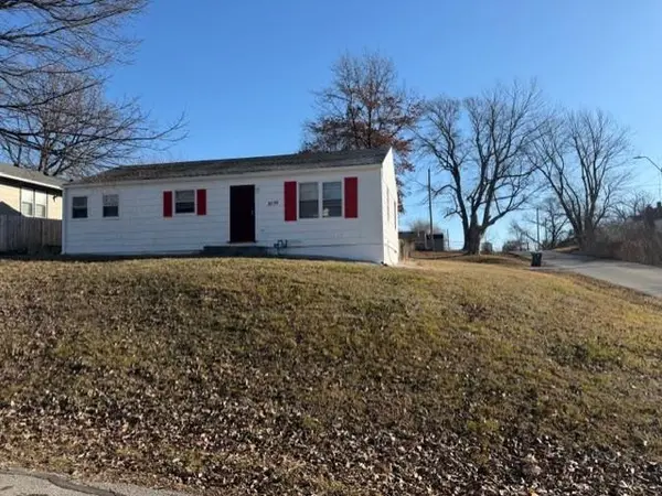 3039 DONNELLY AVE, Kansas City, MO 64129