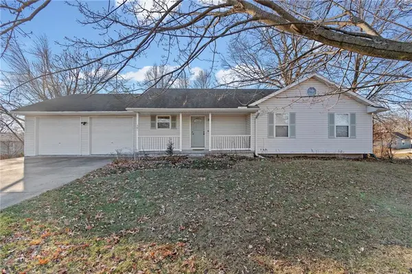 301 Walnut ST, Lathrop, MO 64465