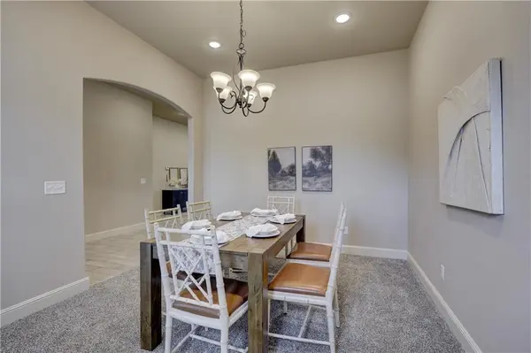 501 Anita DR, Carl Junction, MO 64834