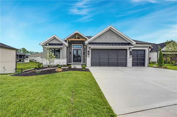 24999 W 98th PL, Lenexa, KS 66227
