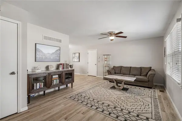 1417 Cedar ST, Eudora, KS 66025