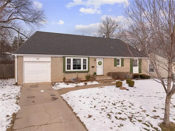 7206 W 71st TER, Overland Park, KS 66204