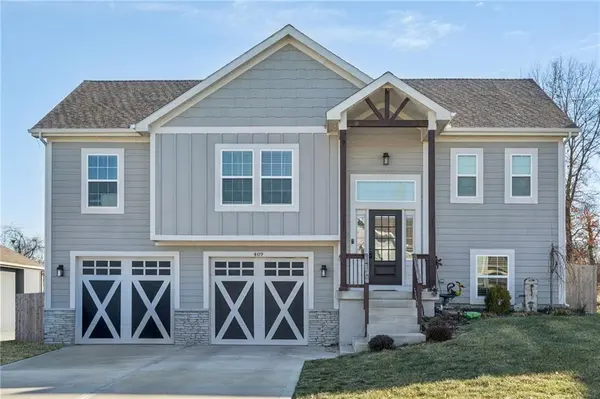 409 Lilly LN, Liberty, MO 64068