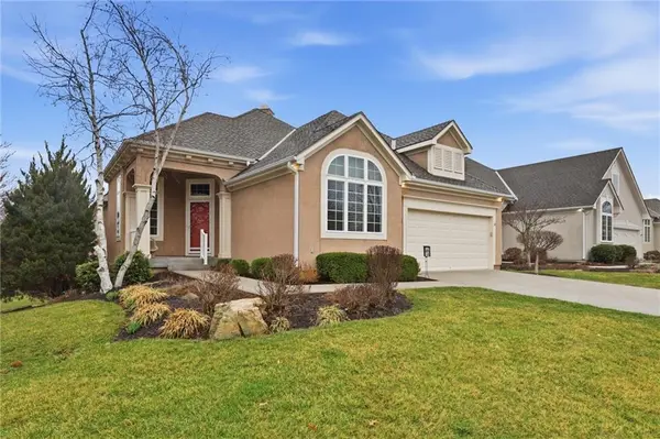 11813 S Hallet ST, Olathe, KS 66062