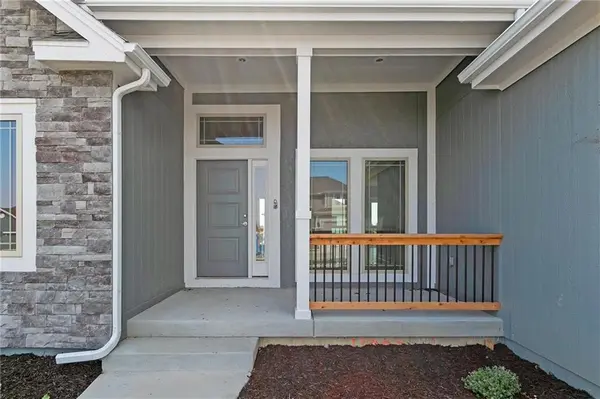 11116 N Bristol AVE, Kansas City, MO 64156