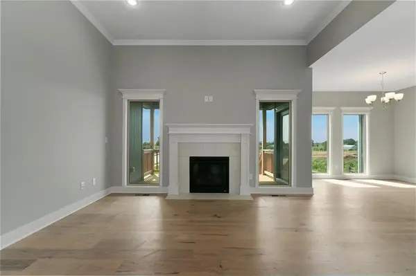 11116 N Bristol AVE, Kansas City, MO 64156