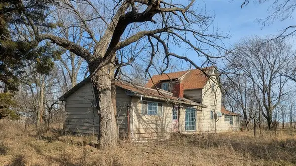 12326 SW Delaware RD, Colony, KS 66015