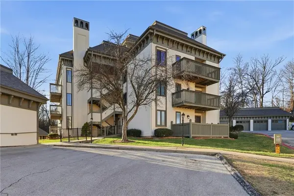 303 E Partridge AVE #39, Independence, MO 64055
