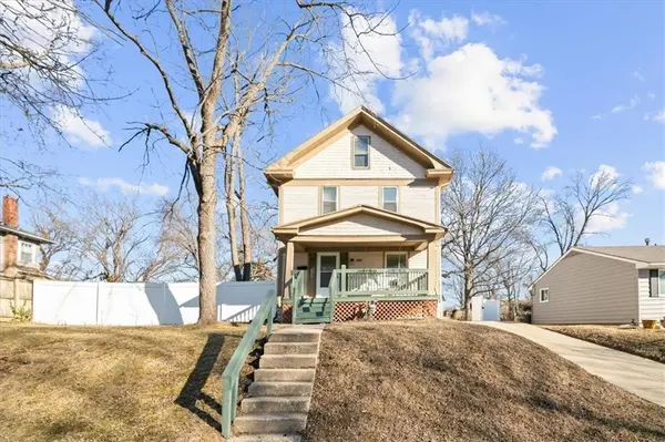 5829 Virginia AVE, Kansas City, MO 64110