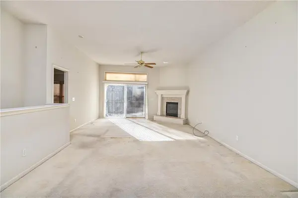 3203 NW 67th ST, Kansas City, MO 64151