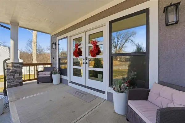 307A Campbell DR, Glenaire, MO 64068
