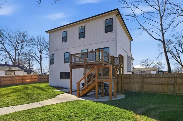 307A Campbell DR, Glenaire, MO 64068
