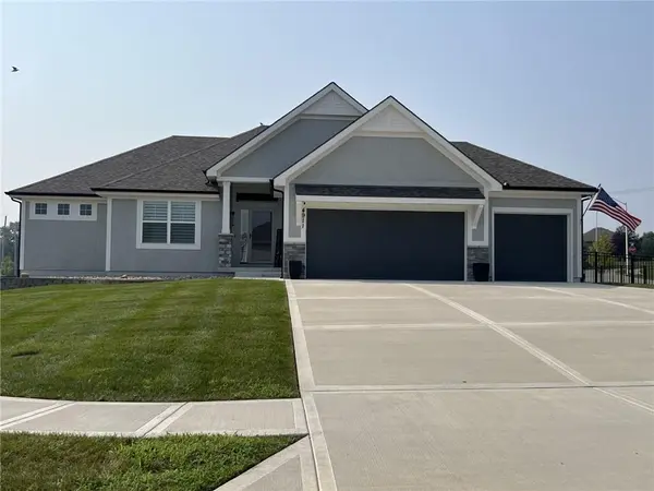 10513 N Wayne AVE, Kansas City, MO 64155