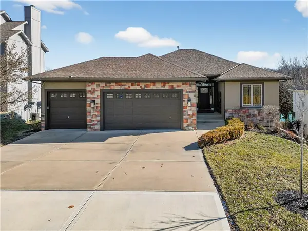 8315 Primrose ST,  De Soto,  KS 66018
