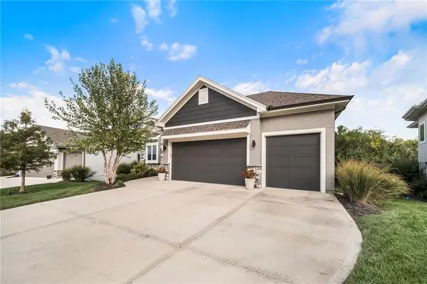 26138 W 96th ST, Lenexa, KS 66227
