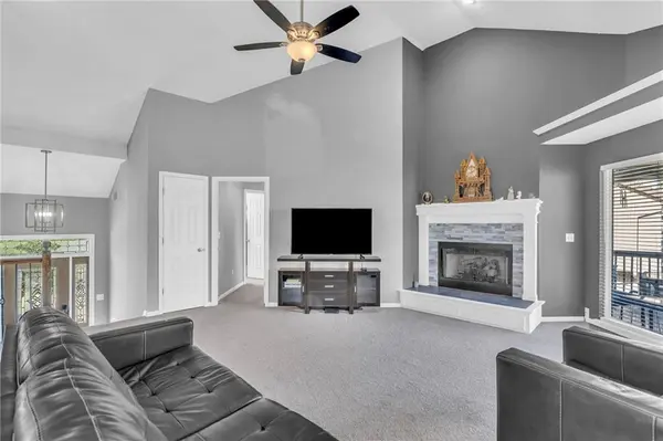 18441 Spruce ST, Gardner, KS 66030