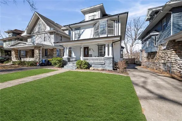 2922 E 29th ST, Kansas City, MO 64128