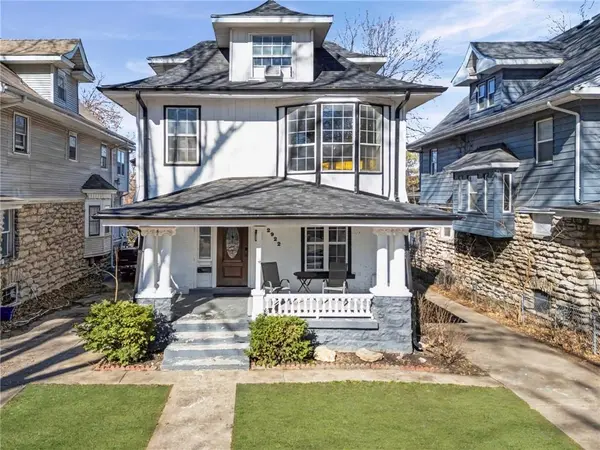 2922 E 29th ST, Kansas City, MO 64128