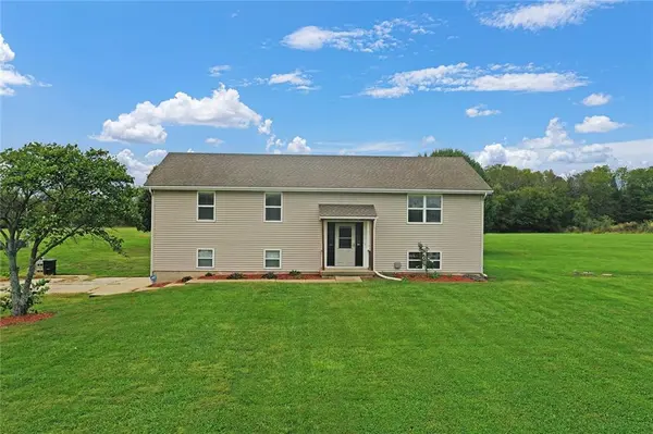 23704 S Scottsdale TER, Peculiar, MO 64078