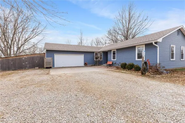 120 NW 191 RD, Warrensburg, MO 64093