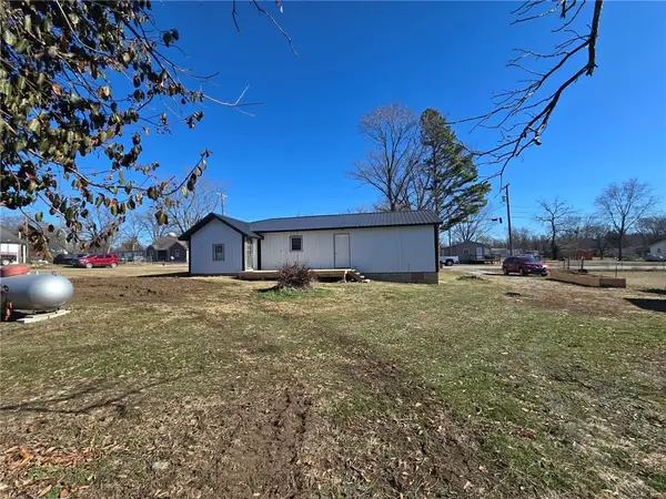 501 S Gulf ST, Humansville, MO 65674
