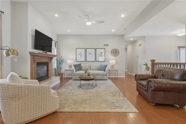 720 Leyden Ridge CIR, Manhattan, KS 66503