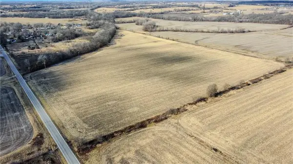 2 Hwy HWY, Latour, MO 64040