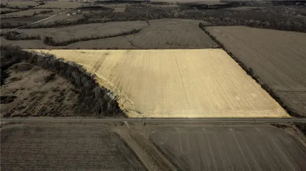 2 Hwy HWY,  Latour,  MO 64040