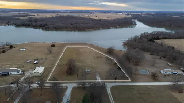 1598 75th RD, Kingsville, MO 64061