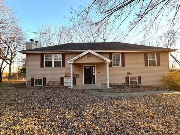 33251 Koala CIR,  Excelsior Springs,  MO 64024