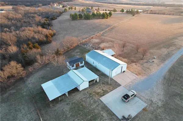 687 CR 3425 RD, Bartlesville, OK 74003