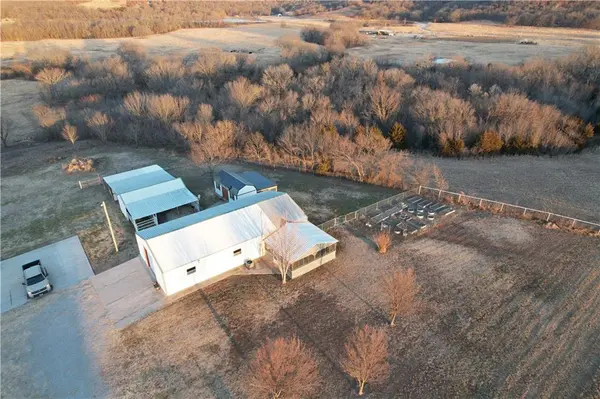 687 CR 3425 RD, Bartlesville, OK 74003