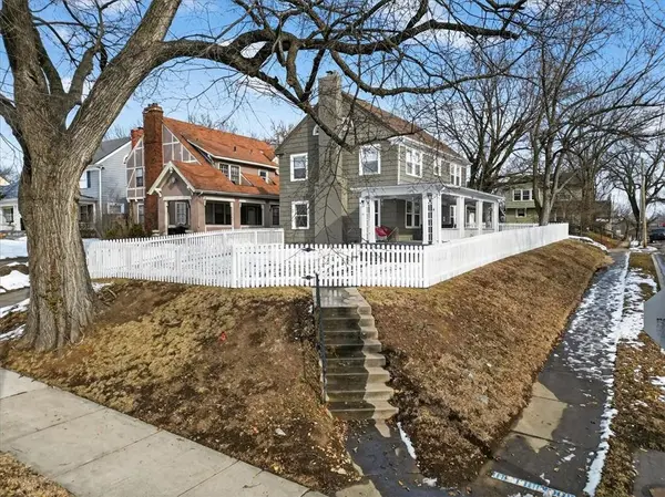 5349 Rockhill RD, Kansas City, MO 64110