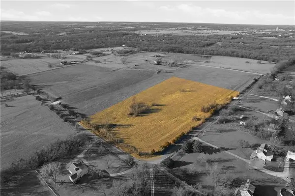 15204 S Stewart RD, Pleasant Hill, MO 64080