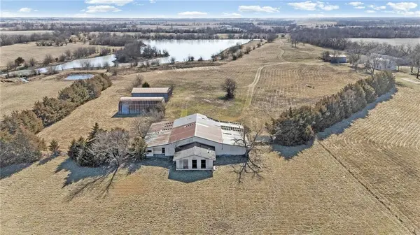 2861 US 54 HWY, Moran, KS 66755
