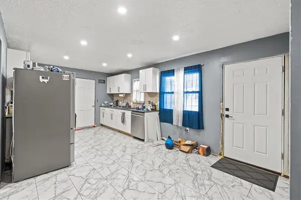 7511 E 110TH ST, Kansas City, MO 64134
