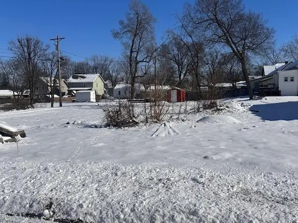Nettleton ST, Cameron, MO 64429